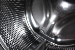 Clean washing machine drum