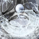 Water splash of the washing machine drum