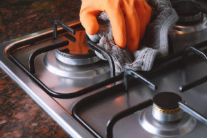 Cleaning gas hob